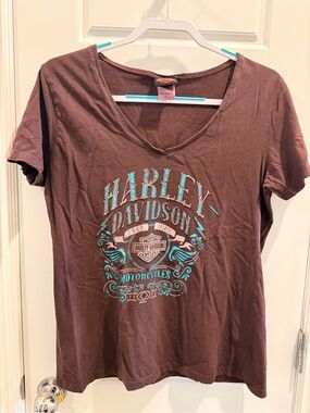 Harley-Davidson Brown Tee with Teal Tag Detail